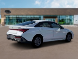 Hyundai Elantra Hybrid Blue Sedan 2026