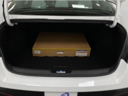 Hyundai Elantra Hybrid Limited Sedan 2026