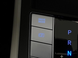 Hyundai Elantra Hybrid Limited Sedan 2026