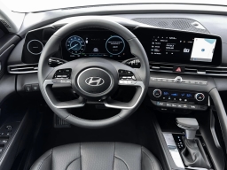 Hyundai Elantra Hybrid Limited Sedan 2026
