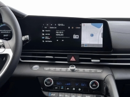 Hyundai Elantra Hybrid Limited Sedan 2026