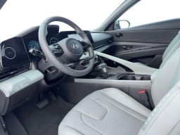 Hyundai Elantra Hybrid Limited Sedan 2026