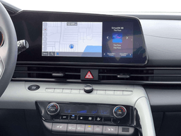 Hyundai Elantra Hybrid Limited Sedan 2026