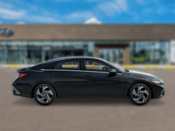 Hyundai Elantra Limited IVT 2026