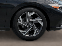 Hyundai Elantra Limited IVT 2026