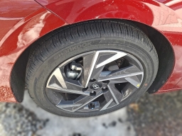 Hyundai Elantra Limited IVT 2026