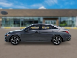Hyundai Elantra Limited IVT 2026
