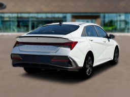 Hyundai Elantra SEL Sport Premium IVT 2026