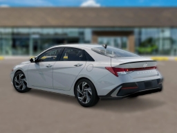 Hyundai Elantra SEL Sport Premium IVT 2026