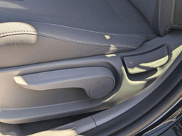 Hyundai Elantra SEL Convenience IVT 2025