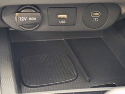 Hyundai Elantra SEL Convenience IVT 2025