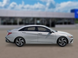 Hyundai Elantra SEL Sport Premium IVT 2026