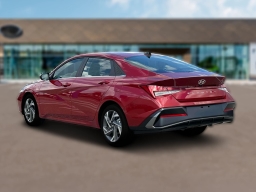 Hyundai Elantra SEL Convenience IVT 2025