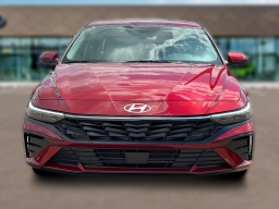 Hyundai Elantra SEL Convenience IVT 2025