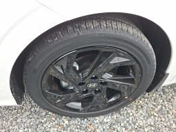 Hyundai Elantra SEL Sport Premium IVT 2026