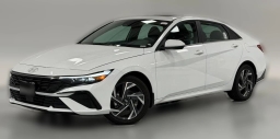 Hyundai Elantra SEL Convenience IVT 2025