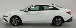 Hyundai Elantra SEL Convenience IVT 2025
