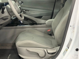 Hyundai Elantra SEL Convenience IVT 2025