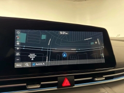 Hyundai Elantra SEL Convenience IVT 2025