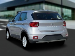 Hyundai Venue SE FWD 2026