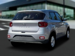 Hyundai Venue SE FWD 2026