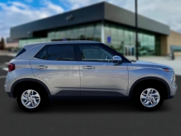 Hyundai Venue SE FWD 2026