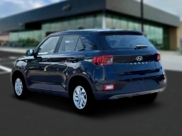 Hyundai Venue SE FWD 2026