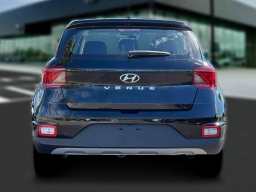 Hyundai Venue SE FWD 2026