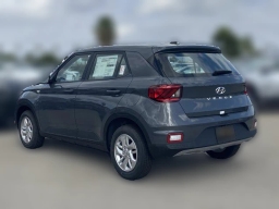 Hyundai Venue SE FWD 2026
