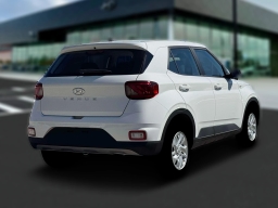 Hyundai Venue SE FWD 2026