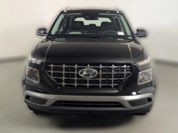 Hyundai Venue SEL FWD 2026