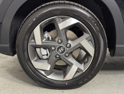 Hyundai Venue SEL FWD 2026