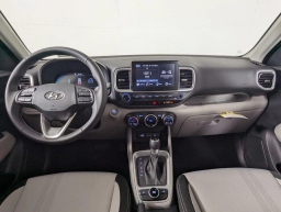 Hyundai Venue SEL FWD 2026