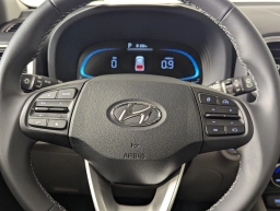 Hyundai Venue SEL FWD 2026