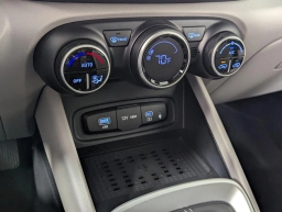 Hyundai Venue SEL FWD 2026