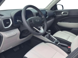 Hyundai Venue SEL FWD 2026