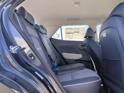 Hyundai Venue SEL FWD w/Two-Tone Roof 2026