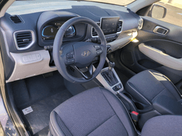 Hyundai Venue SEL FWD w/Two-Tone Roof 2026