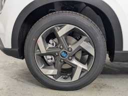 Hyundai Venue SEL FWD 2026