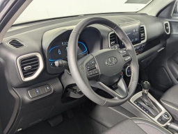 Hyundai Venue SEL FWD w/Two-Tone Roof 2026