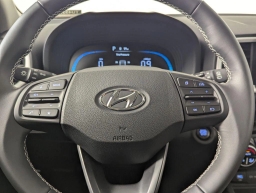 Hyundai Venue SEL FWD w/Two-Tone Roof 2026