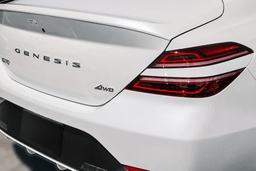 Genesis G70 2.5T AWD 2026