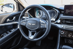 Genesis G70 2.5T AWD 2026