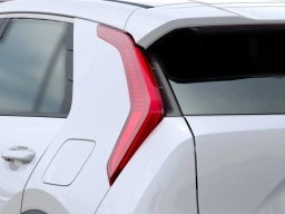 Kia Niro LX FWD 2026