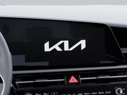 Kia Niro SX Touring FWD 2026