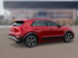 Kia Niro SX Touring FWD 2026
