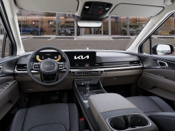 Kia Carnival LXS FWD 2026