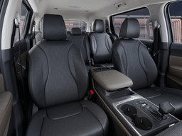 Kia Carnival LXS FWD 2026
