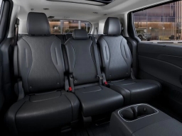 Kia Carnival Hybrid SX FWD 2026
