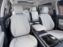 Kia Carnival Hybrid SX FWD 2026